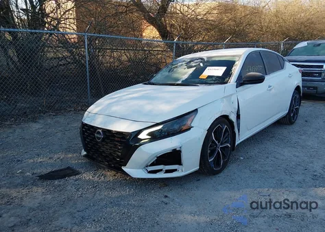 2023 Nissan Altima Sr Fwd z USA, uszkodzony, nr VIN 1N4BL4CV0PN308061